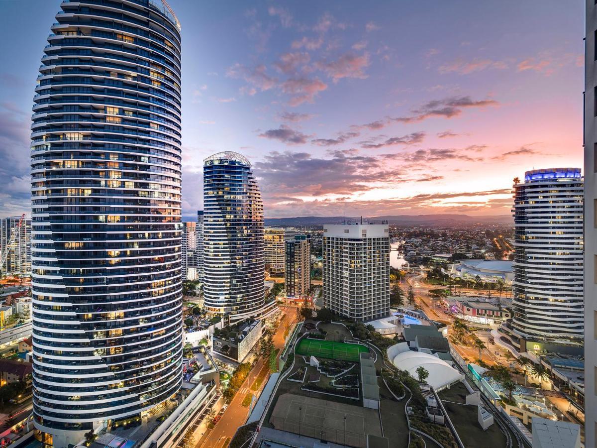 Air On Broadbeach Гоулд Коуст Екстериор снимка