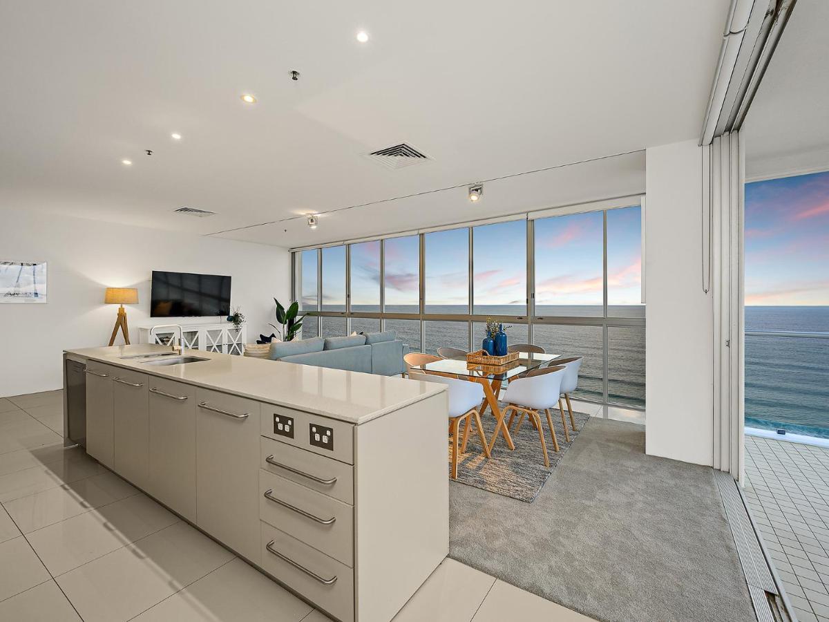 Air On Broadbeach Гоулд Коуст Екстериор снимка